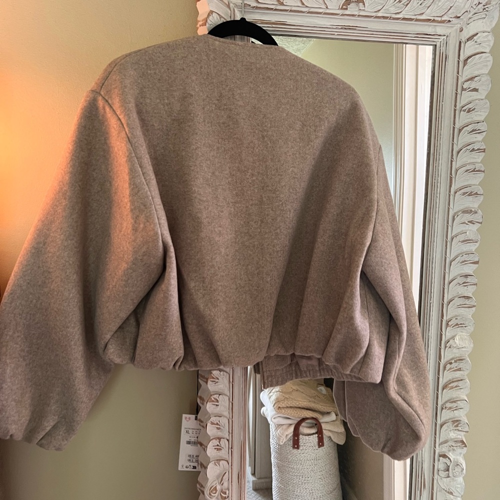 Zara Women's Bomber Jacket - Picture 6 of 8